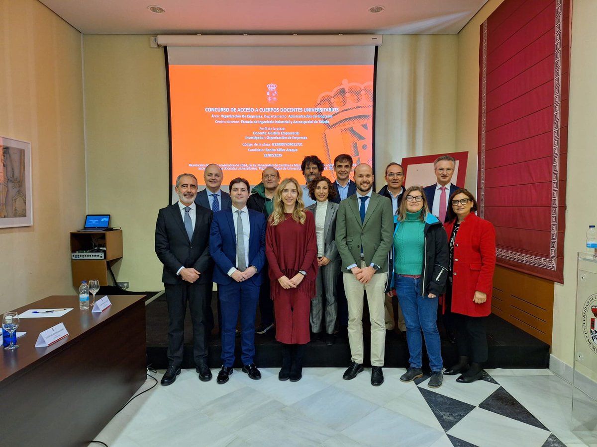 🎉 Terminamos la semana felicitando a los nuevos profesores Titulares de Universidad <a href="/munoz_horta/">Sergio Horta Muñoz</a> y <a href="/Benito_Yanez_/">Benito Yáñez Araque</a> por sus brillantes defensas 🎓 ¡Enhorabuena y mucho éxito en esta nueva etapa! 👏