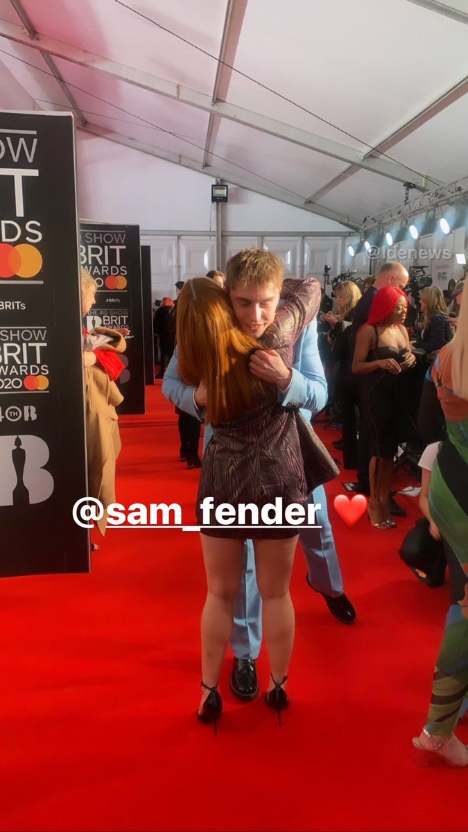 LDeNews's tweet photo. The one and only @PolydorAlan with @samfendermusic and @LDevineMusic at the 2020 @BRITs! Good luck for tomorrow Sam! 🙏❤️ https://t.co/qxbwmrpyFX