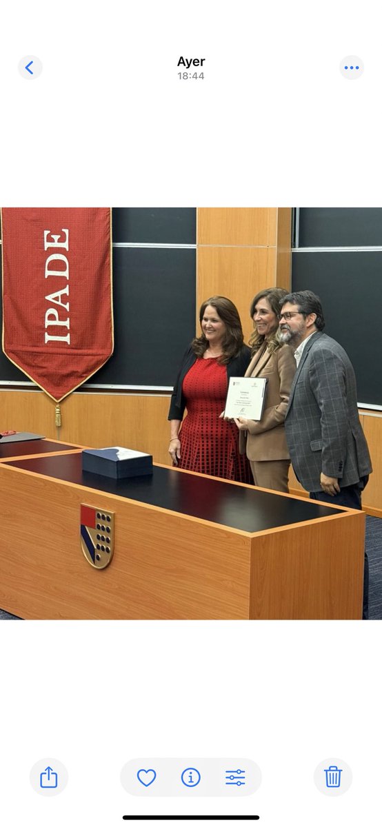 Done!!! 
Innovación y Liderazgo <a href="/ipade/">IPADE BusinessSchool</a> <a href="/gruposalinas/">Grupo Salinas</a>