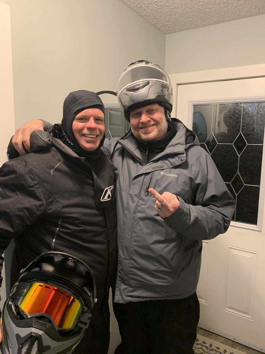 Fourskingolf's tweet photo. Happy 50th Birthday to one of our founding fathers, Quinner. He’s the best team nurse we could ever ask for!! ❤️ https://t.co/xydcST0uP1