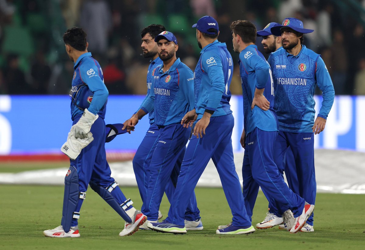 Surendra21286's tweet photo. Champions Trophy:
Rain stops play.
Australia 109/1 in 12.5 overs while chasing 274.
Australia will enter semi finals if match draws.
#ChampionsTrophy2025 #ChampionsTrophy #CT2025 #CT25 #ICCChampionsTrophy #ICCChampionsTrophy2025 #AFGvENG #AFGvsENG #ENGvsAFG #ENGvAFG #Afghanistan https://t.co/v0XGPpLPdy