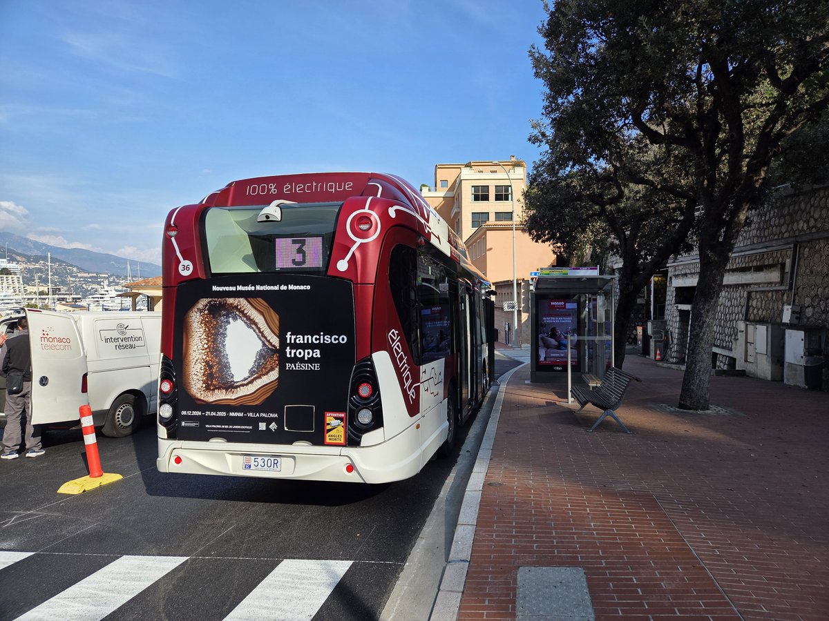 busconducteur's tweet photo. Coucou @AutobusMonaco 👋🏼
Merveilleux réseau que vous avez dites donc 🤗.
Belle journée à vous 🌞.
#Monaco #Vanhool #HeuliezBus #BusGeek 🚍 https://t.co/P5ez8Xke3S