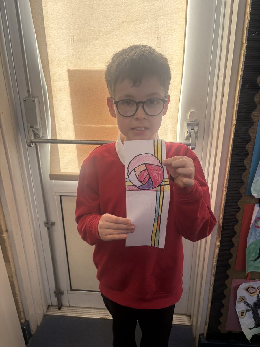 Mrs Clark HPS & P5/4 tweet media