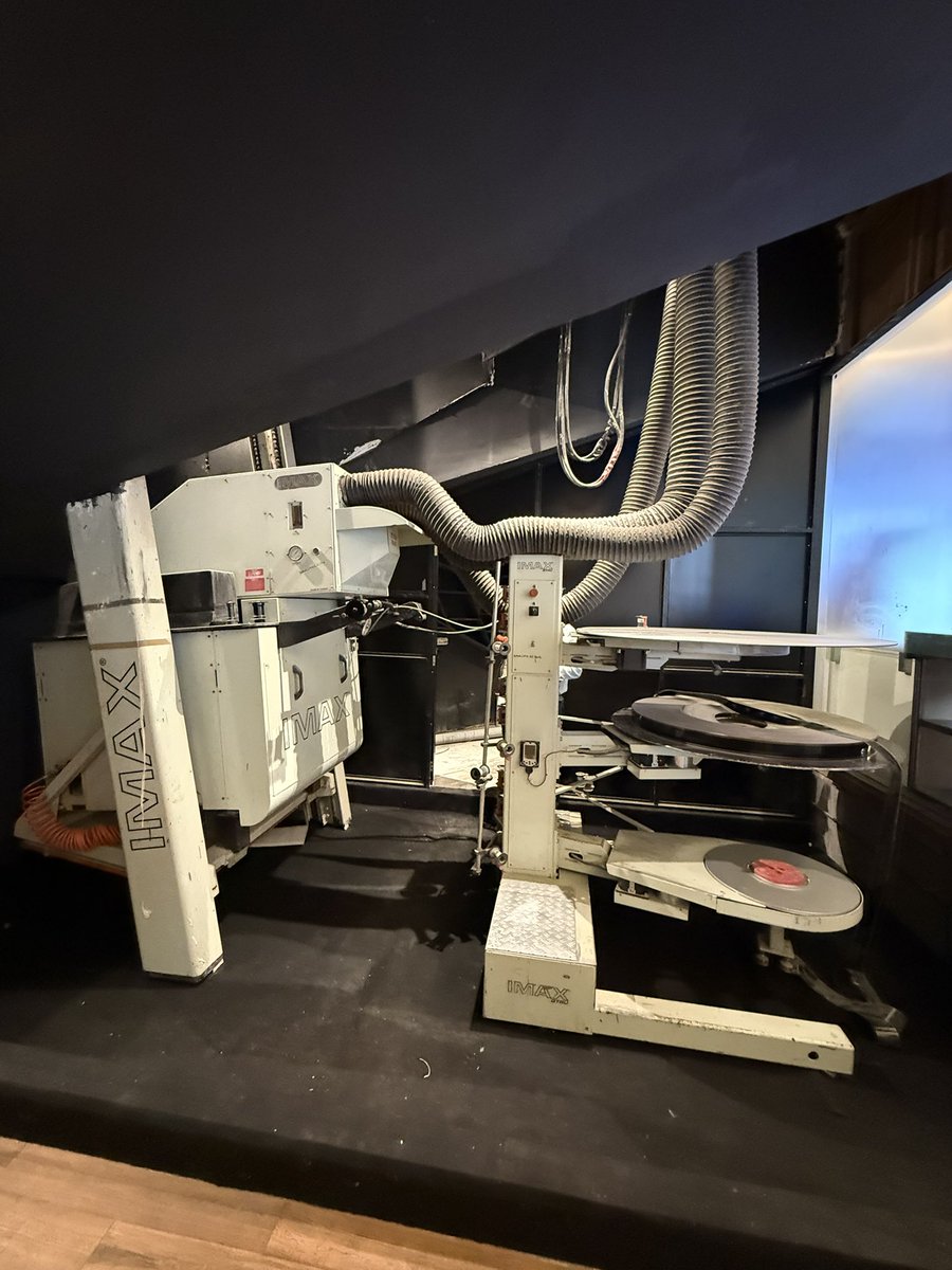 preethamdnl's tweet image. Up close and personal with the OG dome film projector this afternoon at IMAX wadala ! @MirajCinemas