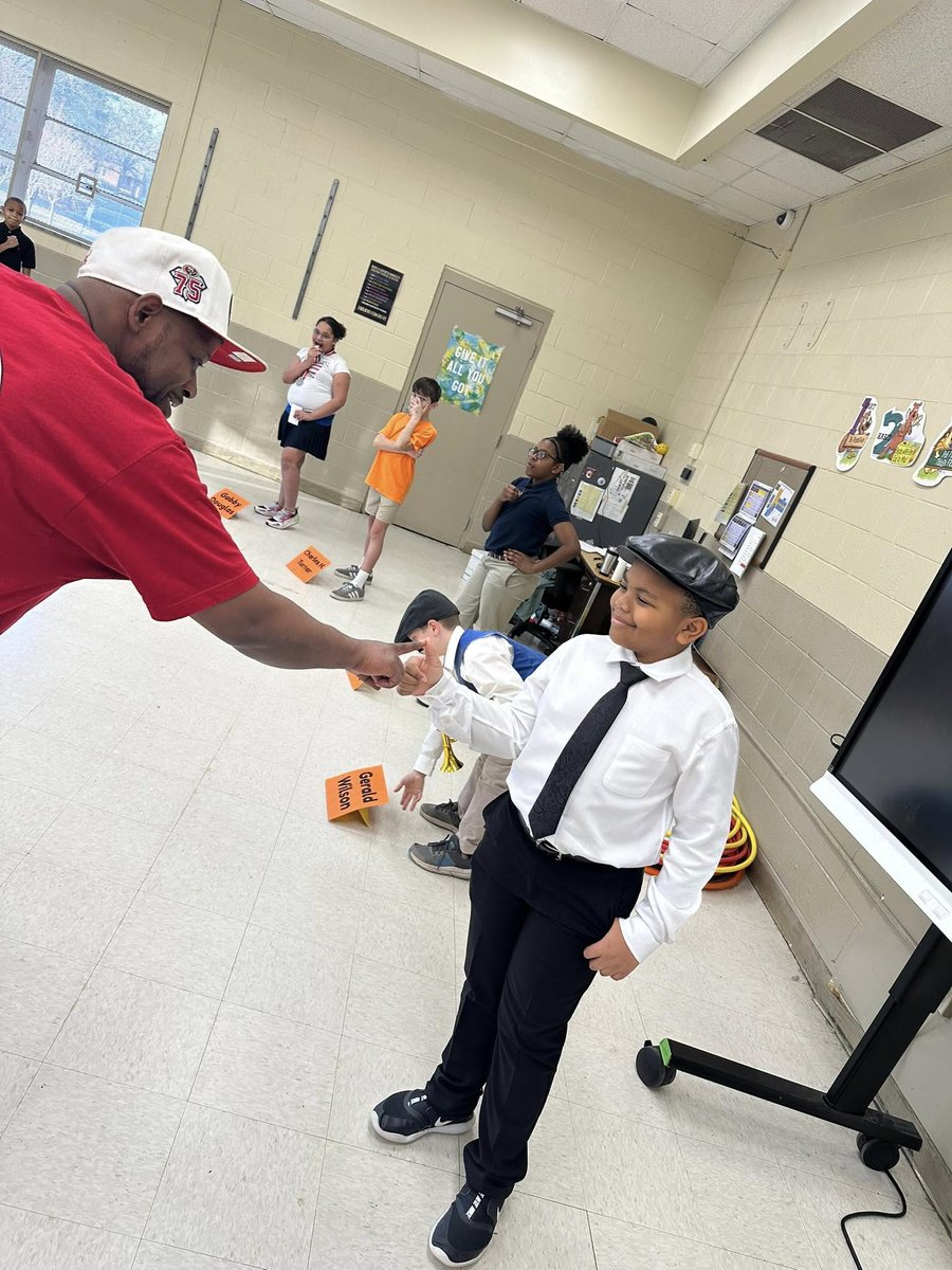 Little Rock School District tweet media