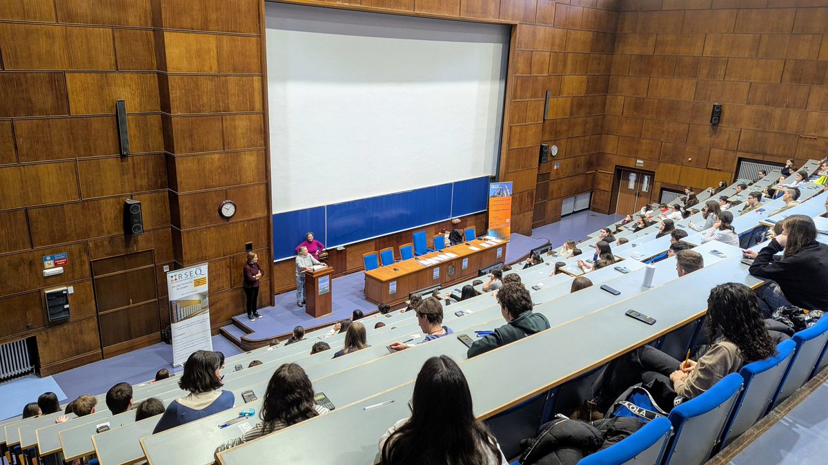 🔬✨ Hoy, en el Aula Magna de la <a href="/Ciencias_Unizar/">Ciencias_Unizar</a> de la <a href="/unizar/">Universidad Zaragoza</a>, ha tenido lugar la Olimpiada de Química de Aragón. Un evento que impulsa la excelencia y conecta a estudiantes de bachillerato. ¡Enhorabuena a todos los participantes! 🏆🧪💡

<a href="/RSEQUIMICA/">RSEQ</a>