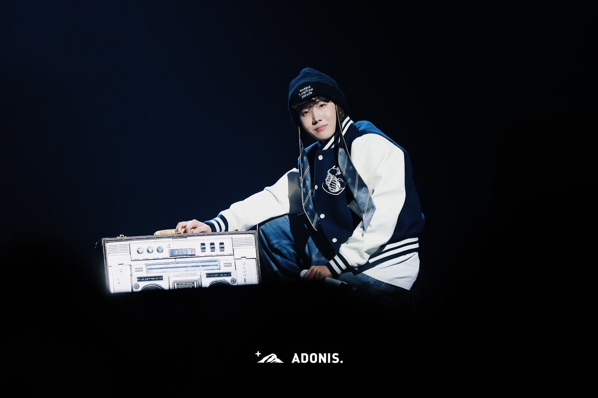 아도니스 Adonis 💫 tweet media
