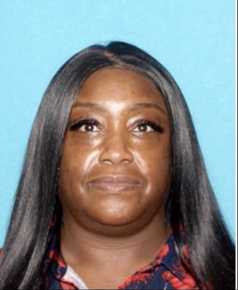 henrykleeKTVU's tweet image. UPDATE: Graciela Amar, 18, and Lagashia Williams, 46, charged by @ContraCostaDA w/felony animal cruelty &amp;amp; brandishing what turned it to be fake gun in dog-kicking incident probed by @PittsburgPD. Williams also charged w/falsely claiming dog owner had gun