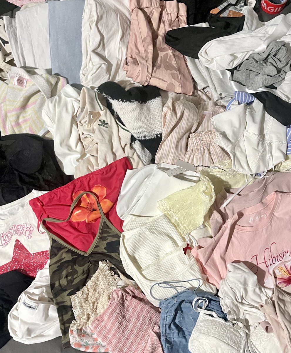 2hand_stuffs tweet media