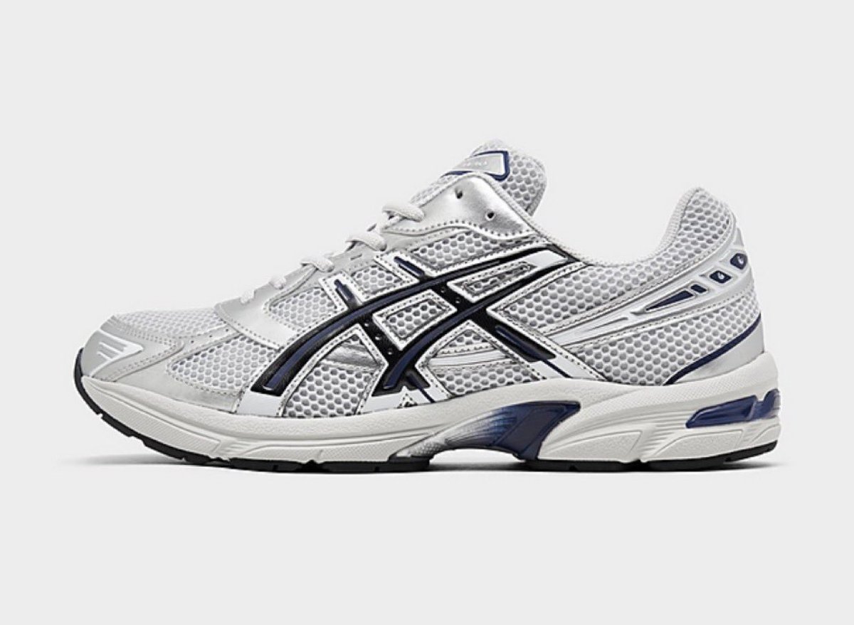 SNKRS STOCK tweet media