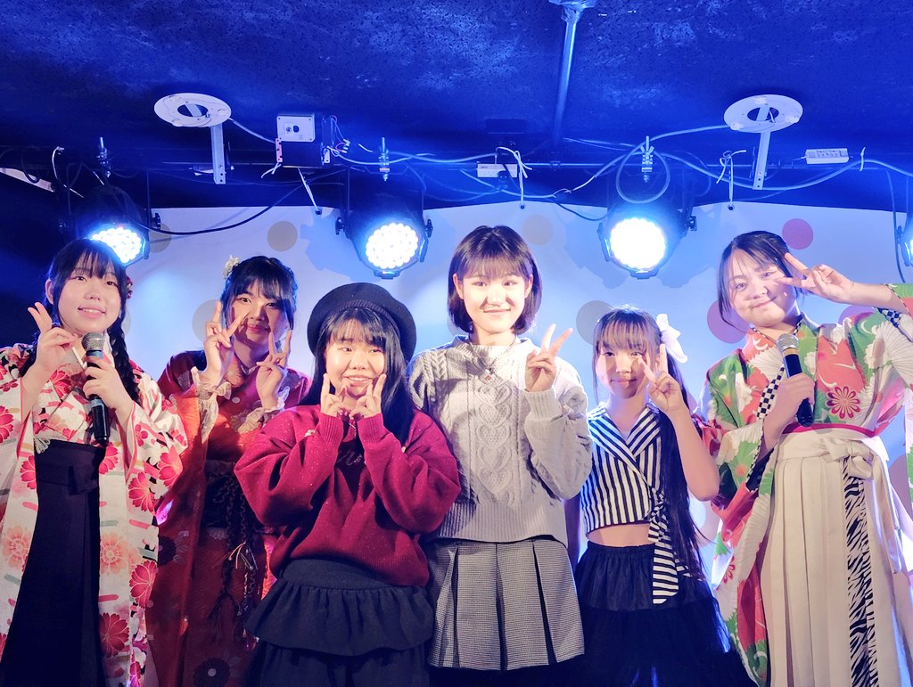 mi_ki_0419's tweet photo. #LittleBell ~ #GoOsaka ~vol.5
 #岡山歌っ子すずちゃん
 #結月
 #長尾あゆか
 #咲綾
何故かライブ写真が消えたので最後の集合写真を。 https://t.co/KJi6YB93pf