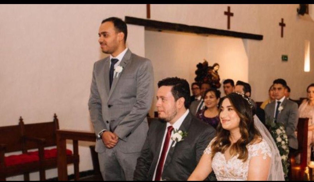 🔴🇨🇴ATENCIÓN. Estos son los Altos funcionarios del gobierno <a href="/petrogustavo/">Gustavo Petro</a> que según denuncia de la <a href="/WRadioColombia/">W Radio Colombia</a> están implicados en el desvío de recursos de las EPS Intervenidas a paraísos fiscales 

-<a href="/laurisarabia/">Laura Sarabia</a> 
-Jaime Ramírez Cobo
-Daniela Andrade
-John Mauricio Marín