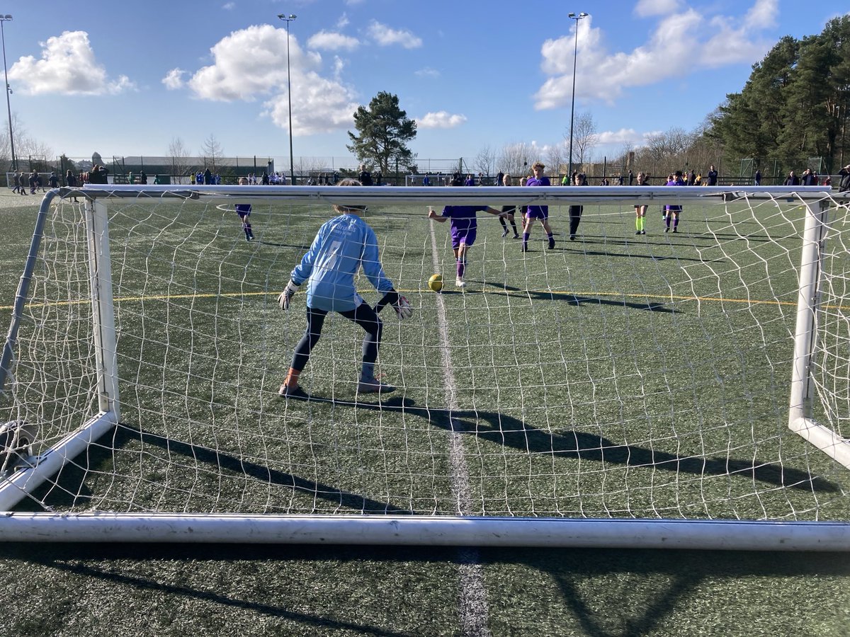 In partnership with Prostars we ran our Best Steps Forward beginners football at ⁦<a href="/ForestHighPE/">Forest High PE</a>⁩  Big thanks to Mark &amp; Josh &amp; all the Prostars team👏 FOD Schools were amazing 🤩 ⁦<a href="/ProStars1/">kearo</a>⁩ ⁦<a href="/YourSchoolGames/">School Games</a>⁩ ⚽️🌟