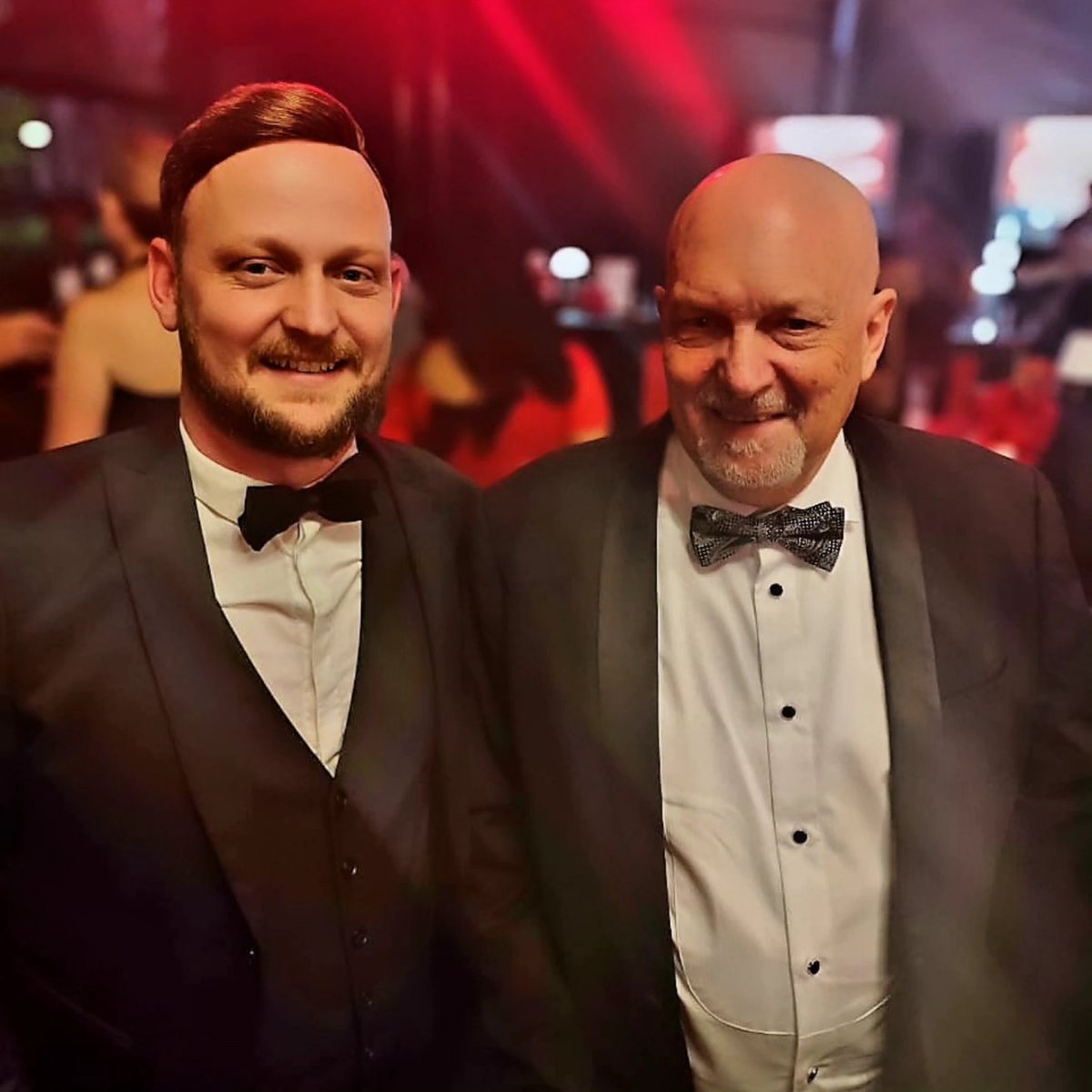 bernarddv's tweet photo. Honored to celebrate the https://t.co/XnygyS2vZC Awards with an incredible group! Lightstone’s research with thousands of consumers contributed 50% to category scores &amp; 100% to Brand of the Year. Congrats to all the winners! @lightstonetweet https://t.co/ChnkDhck76