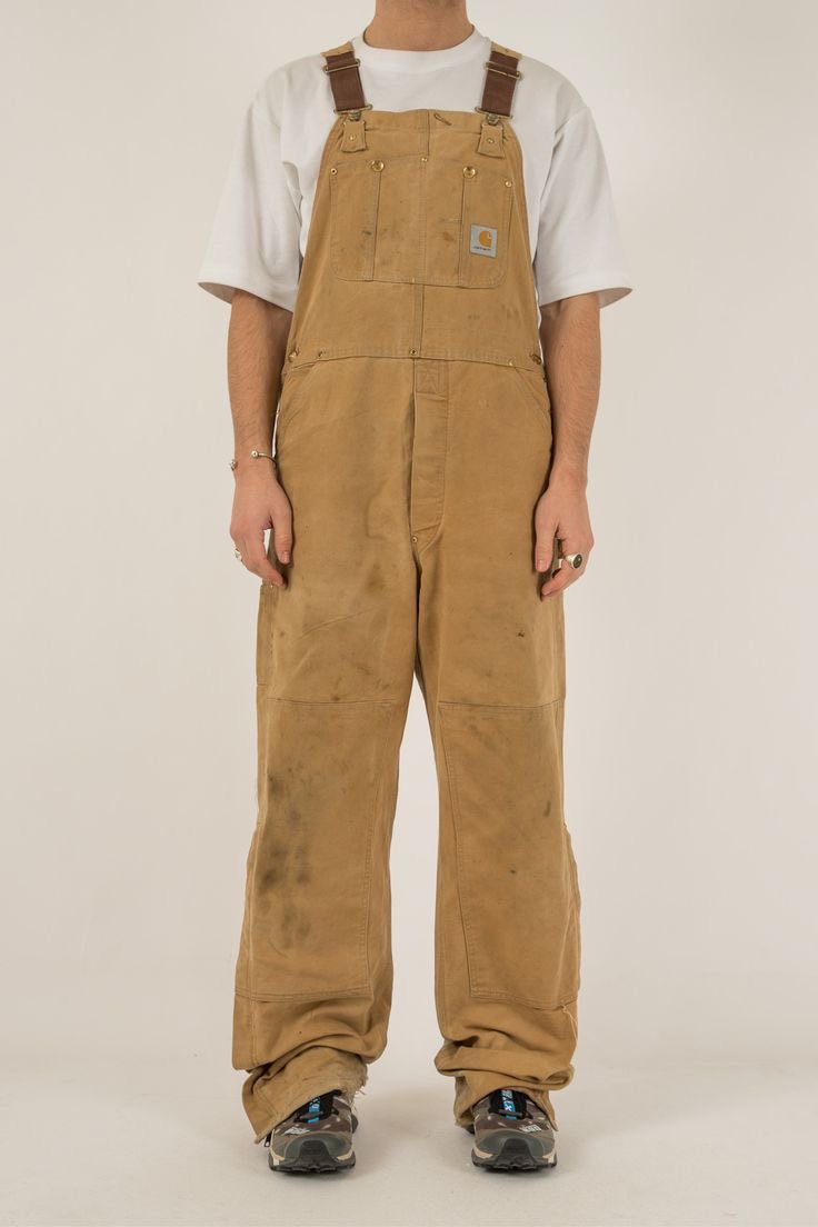 Mukeshsutharr11's tweet photo. “Dungarees started as durable workwear in the 17th century, made from ‘dungri’ fabric in India. Today, they’re a streetwear staple—effortlessly cool &amp; endlessly versatile. Style them up or keep it casual, they always deliver. #DungareeStyle #TimelessFashion” https://t.co/iOmKzFS3iF