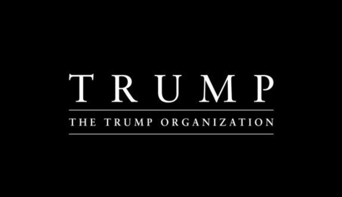 degensparky_'s tweet photo. 🚨BREAKING NEWS THIS MORNING:

The Trump Organization has filed a trademark for 'TRUMP' to launch a metaverse and NFT trading platform.

Is this Bullish or Bearish for NFTs and the current market?⬇️ https://t.co/Cqbndbp3vb