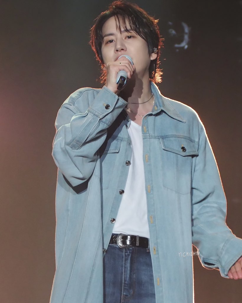 loveclody's tweet photo. 250223 KYUHYUN 10th Anniversary Asia Tour COLORS in TP

#圭賢 #KYUHYUN #규현 
#COLORS https://t.co/QVw3le0LRh