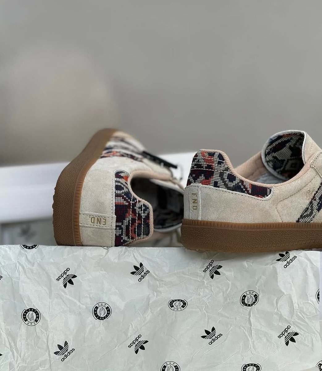joan_jessica01's tweet photo. Adidas Samba X End,for her end of February gifting😁

130,000ugx

We deliver worldwide, 0708187367 https://t.co/37pAIDYmPW