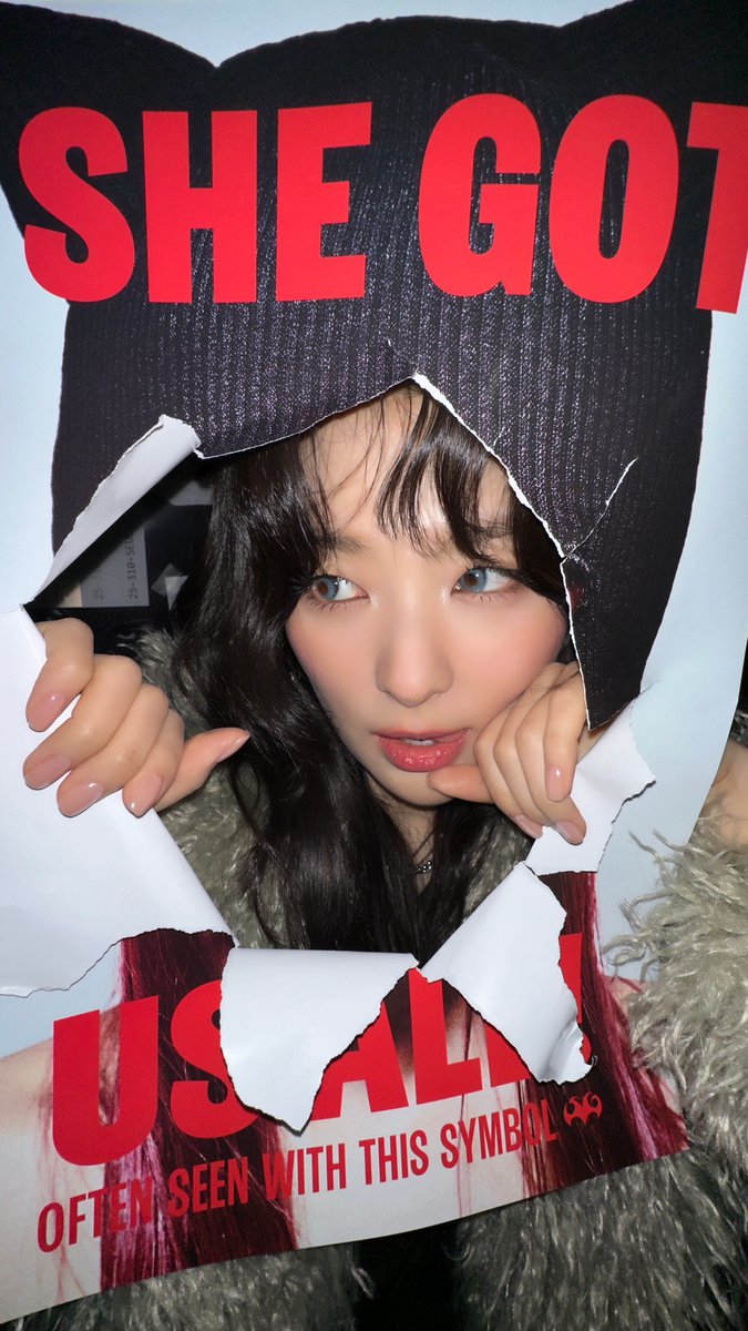 RVsmtown's tweet photo. 🦇 전단지 붙이고 튀어라 🦇

🗓️ 1st &amp; 2nd March
📍 6 Cafes in Seongsu &amp; Seoul Forest
😈 Come n get ur poster https://t.co/kwVGr8dGv7