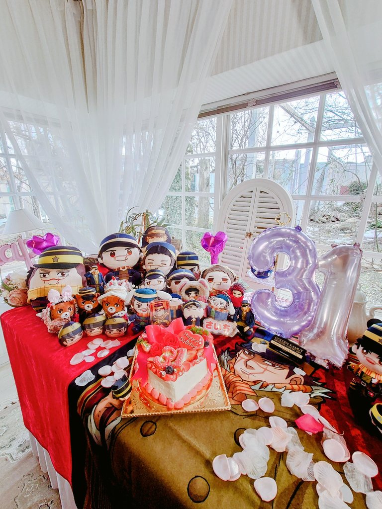 suggisuki's tweet image. ㊗️杉元佐一誕生!❤強くて優しくて時に冷静な貴方が大好き!😭存在だけでなく名前も髪の毛1本に至る迄全部が大好き!😭常に激重感情で愛してる!沢山お祝いされて美味しいもの食べて!グッズ全然飾れきれずごめんね!
#杉元佐一生誕祭2025
#杉元佐一誕生祭2025
#杉元佐一誕生日