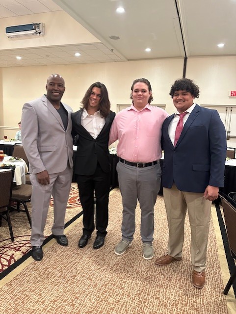 SteinbrennerFootball (@steinbrennerfb) on Twitter photo Congratulations to our scholar-athletes, <a href="/Alex_newman57/">Alexander Newman</a> , <a href="/HilbushJ/">Jaxen Hilbush</a> , <a href="/CarmenDDis/">Carmen Discepola</a> . Very proud of you gentlemen! Congratulations to our scholar-athletes, <a href="/Alex_newman57/">Alexander Newman</a> , <a href="/HilbushJ/">Jaxen Hilbush</a> , <a href="/CarmenDDis/">Carmen Discepola</a> . Very proud of you gentlemen!