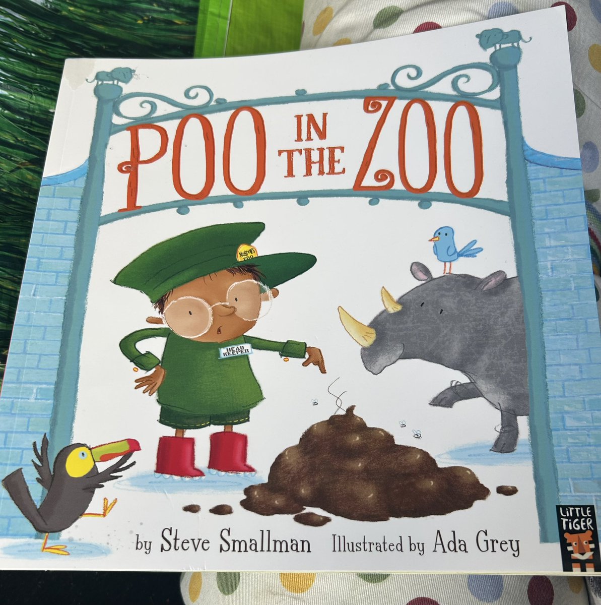 I had the absolute pleasure this morning to be the mystery reader at my little boys school! I had to take one of his favourites which has to be <a href="/SteveRT1/">Steve Smallman</a> Poo in the Zoo, it certainly got lots of smiles and giggles! #readingforpleasure 📚 🤩