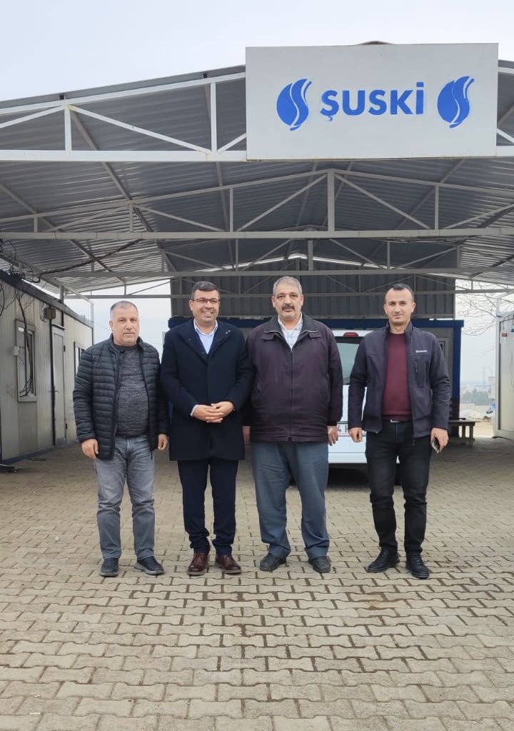 ŞUSKİ Abone Daire başkanı sayın Hamit Özyavuz ve teknik personele Siverek ŞUSKİ ilçe birimini ziyarete bulundu kendisine teşekkür ederiz.