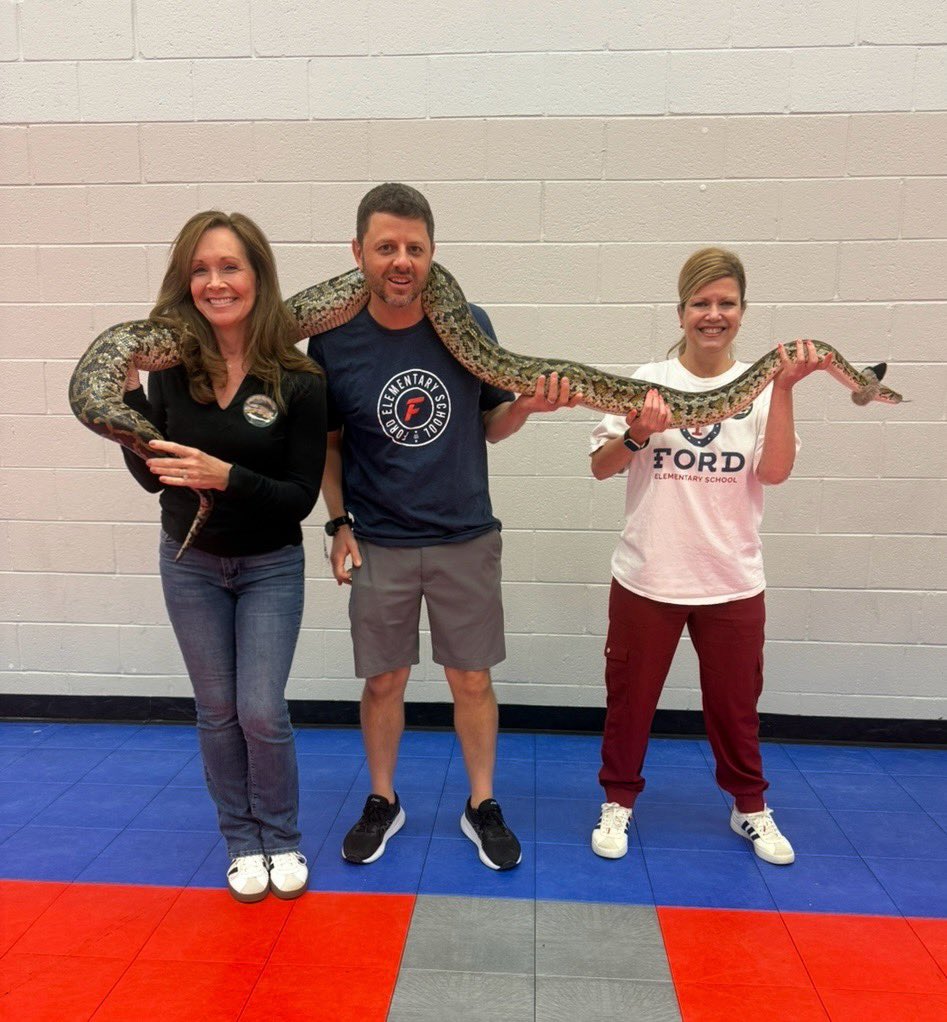 Not our typical PE day!  We love <a href="/ScalyAdventures/">Scaly Adventures</a> !
<a href="/FordEScobb/">Ford Elementary</a>