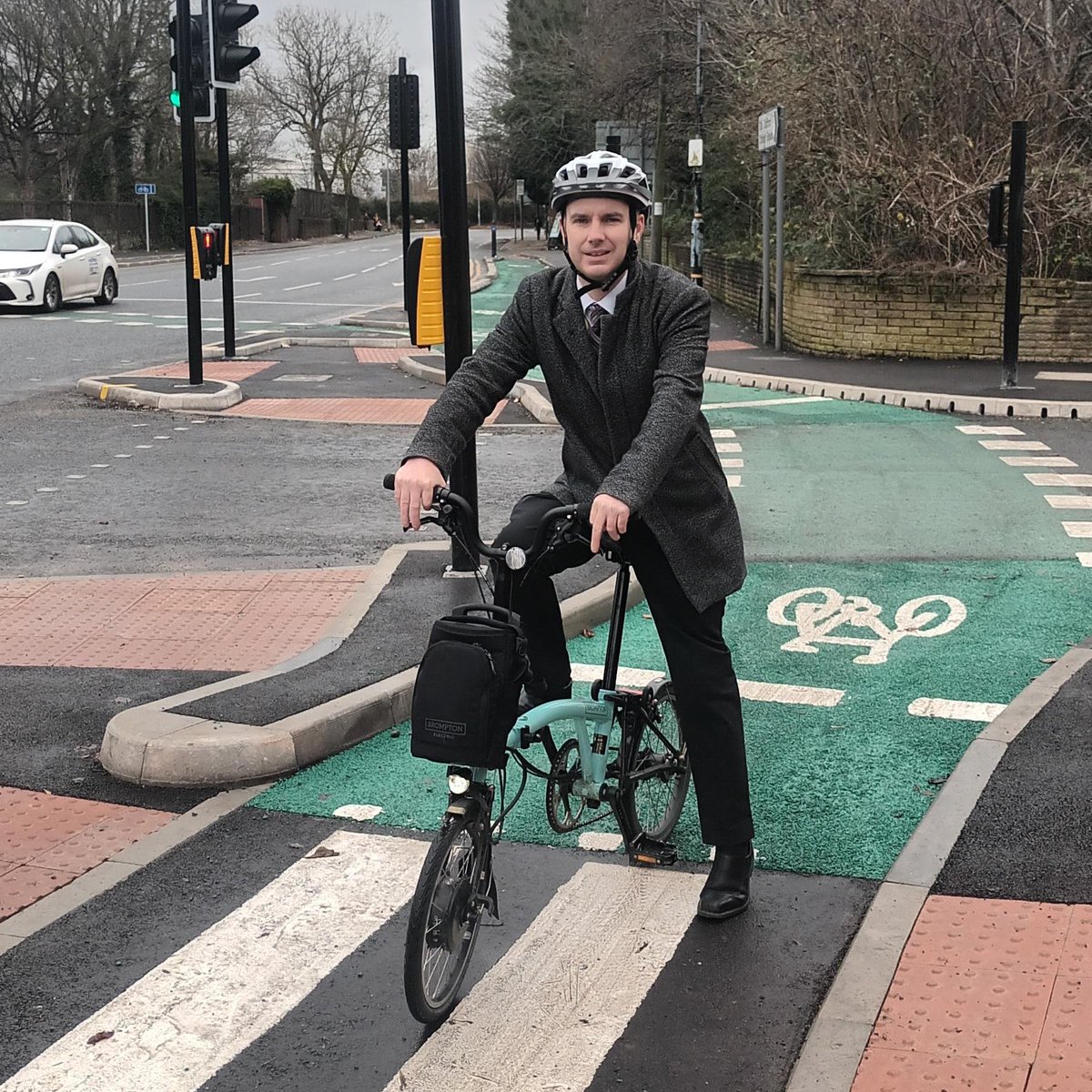 Want the inside scoop on why <a href="/TraffordCouncil/">Trafford Council</a> was voted the best council for active travel in Greater Manchester? 🚲📷 

Myself and <a href="/will_in_mcr/">Will York</a> sat down with <a href="/TomWRoss/">Cllr Tom Ross</a> and <a href="/aidanjwilliams/">Aidan Williams</a> to find out how they’re leading on walking and cycling delivery. Tune in! 🎙️