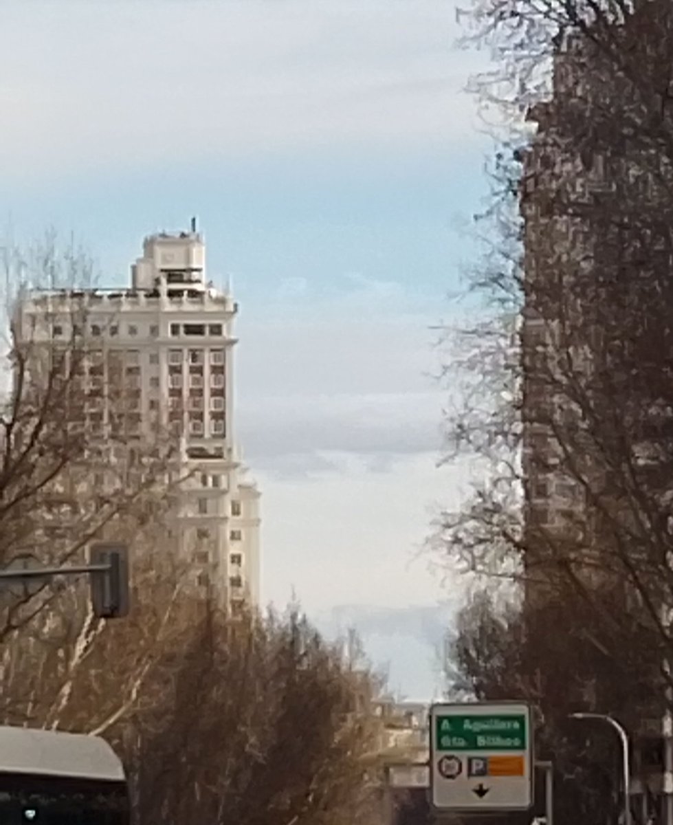 Visitar el Escorial es una oportunidad única para descubrir los secretos que allí se guardan.