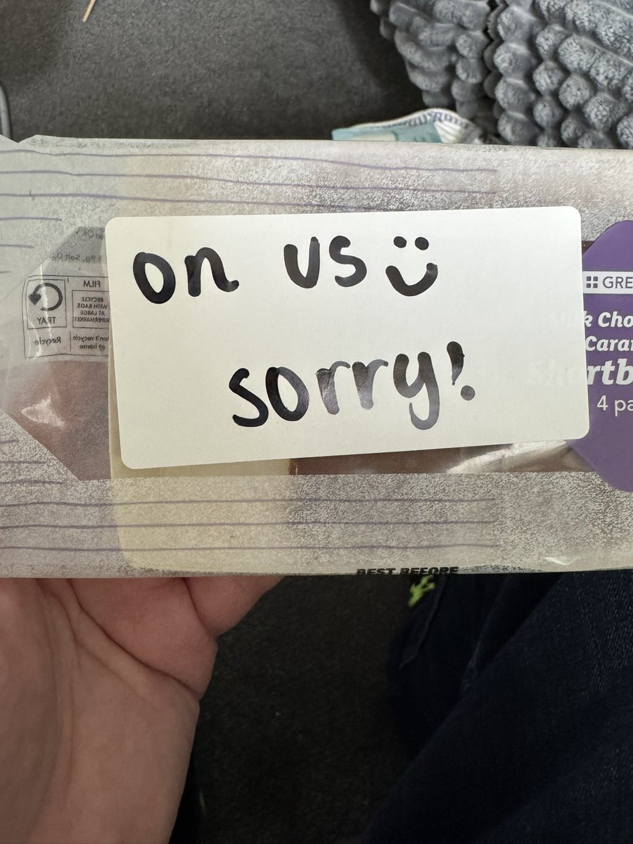 Shout out to the <a href="/GreggsOfficial/">Greggs</a> Whitehaven branch after we ordered on uber. The coffee machine wasn’t working and one of our selections wasn’t actually available that we’d selected. They called to change the order and threw in a pack caramel shortbread for the inconvenience.