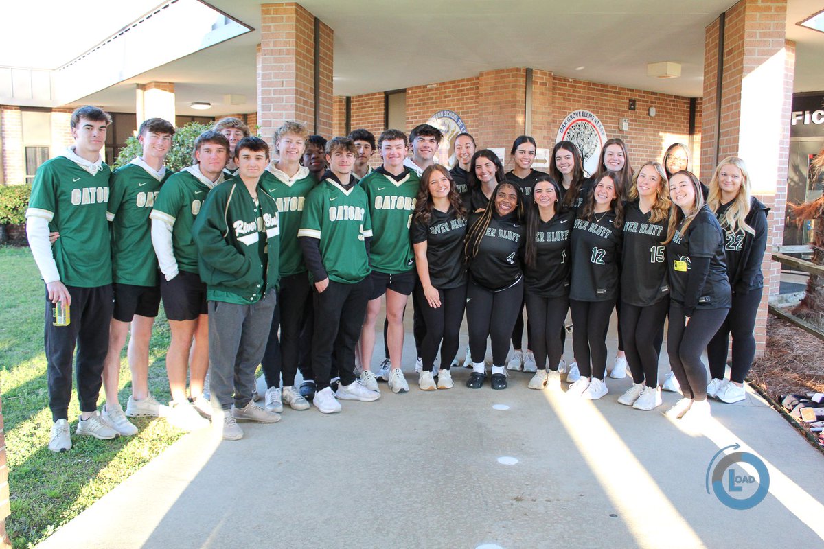 _mcprobus_'s tweet image. 56 student athletes, male and female, spread out serving across 2 feeder schools for High Five Friday! Solid morning for spring LOAD! 🔄⚾️🥎