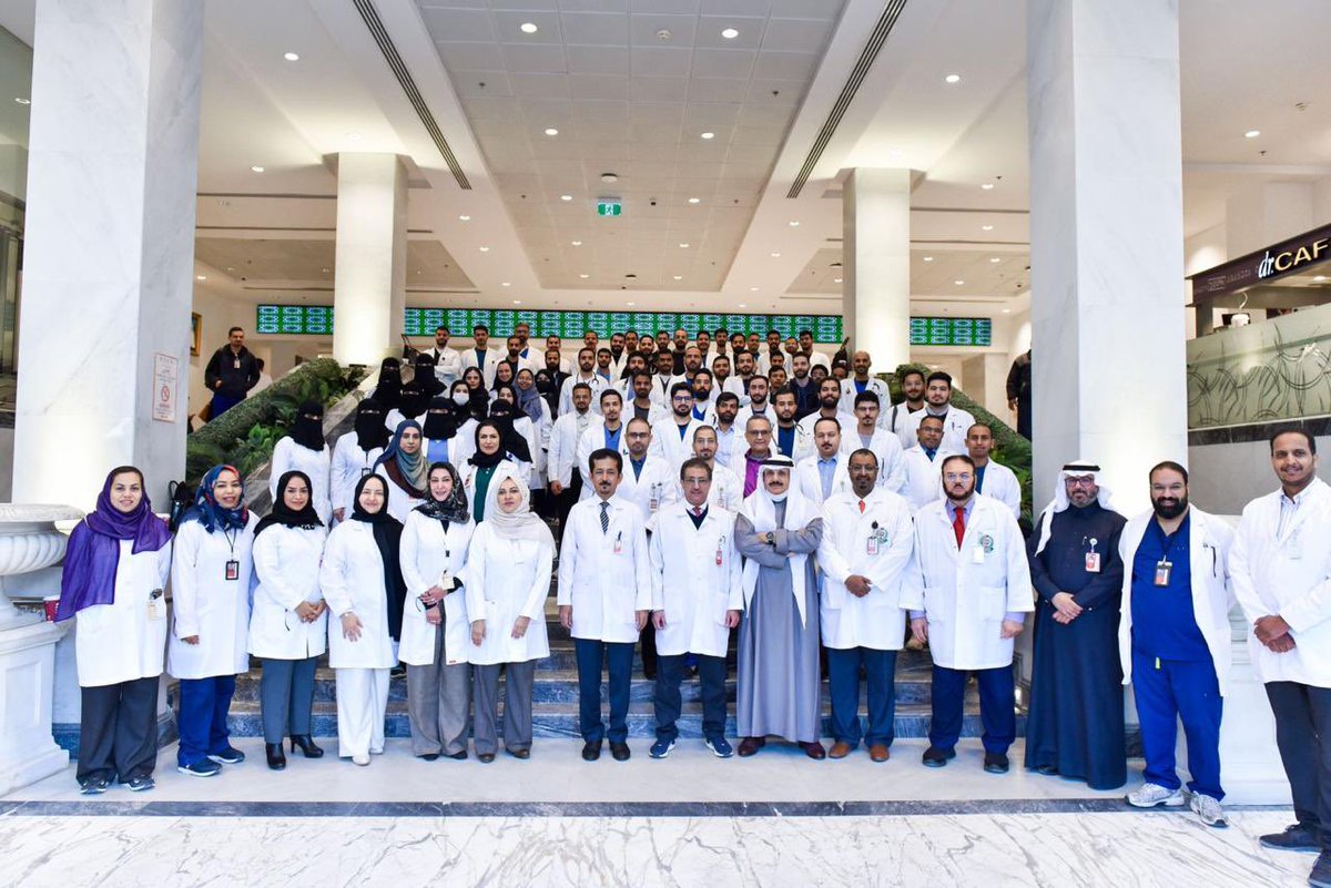 MedicinePsmmc's tweet photo. Proud to showcase the dedicated professionals of the Internal Medicine Department at PSMMC.Committed to excellence in patient care, medical education, and research,our team works collaboratively to advance the field of internal medicine. 
Jan/2025 
#PSMMC #InternalMedicine https://t.co/nQAM4DzUqs