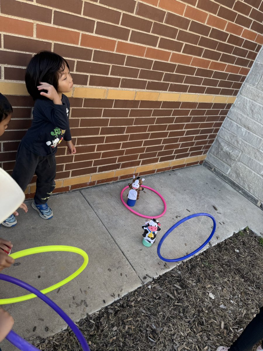 PK rodeo stations! <a href="/cfisdmcgown/">@cfisdmcgown</a> #OwlAboutTheBest