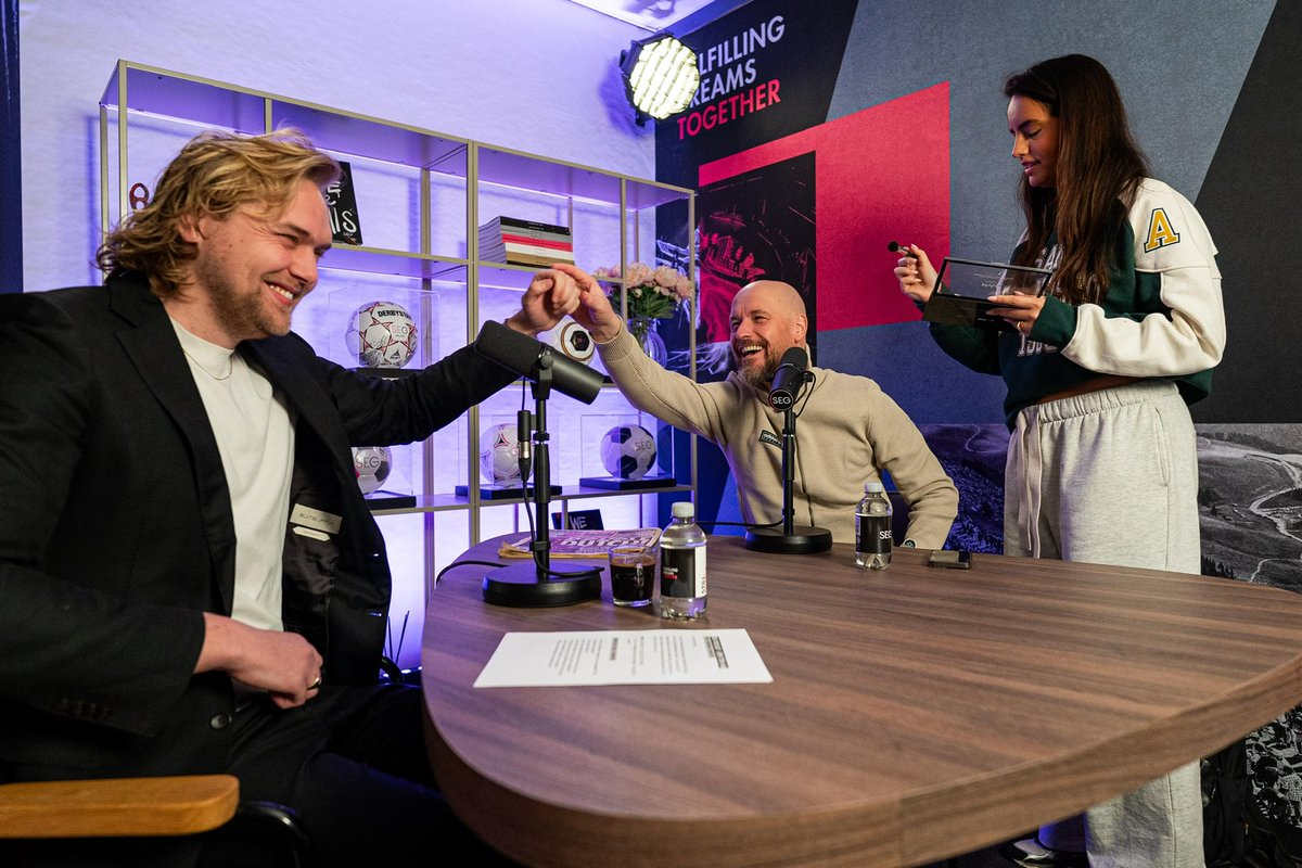 Seizoen 2 van <a href="/SEG_Football/">SEG Football</a> Stories is afgetrapt met Erik ten Hag als eerste gast!

Spotify (ook op YouTube):
open.spotify.com/episode/3wfXJb…