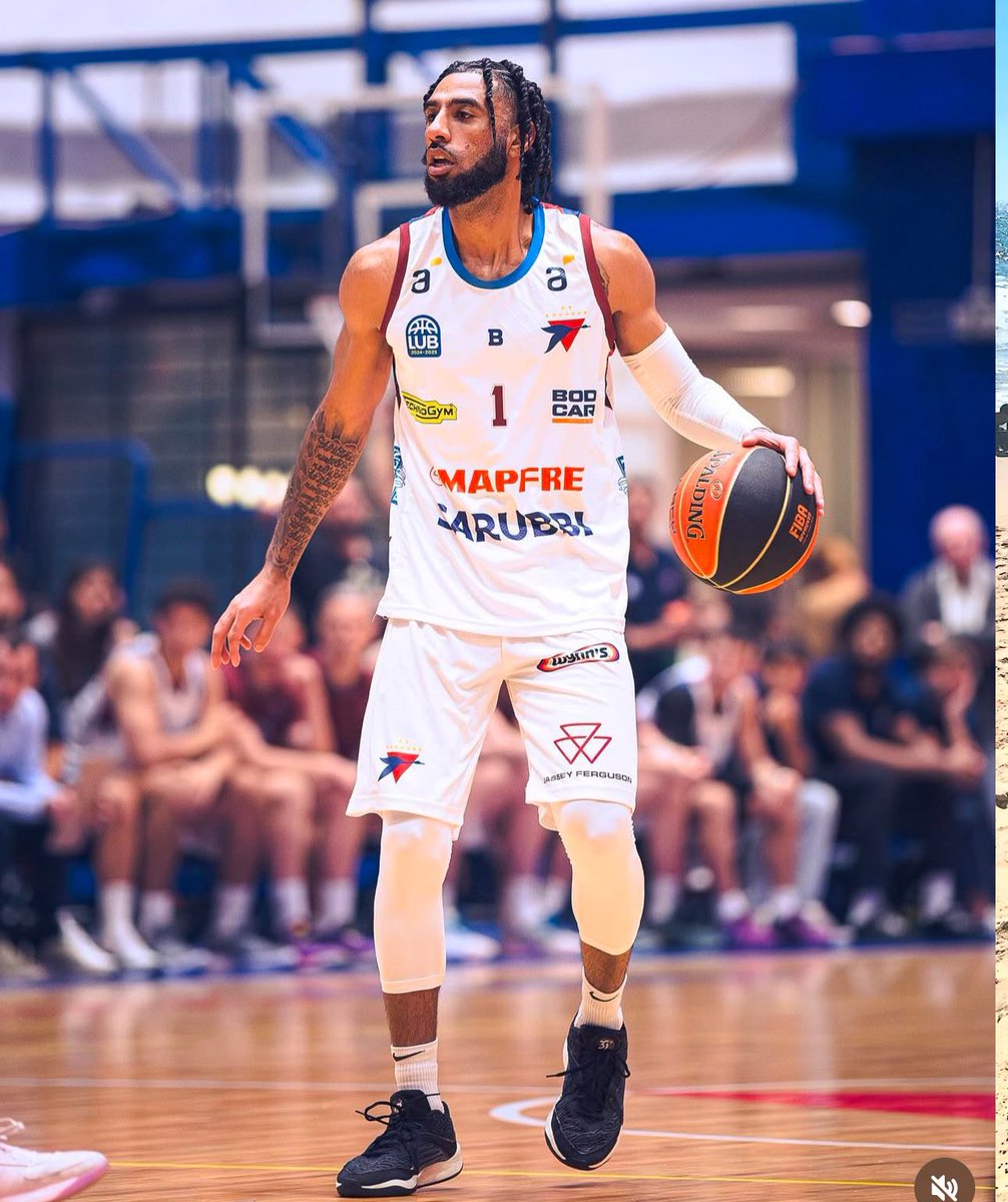 #DestacadosGPSports🔥

 🔥 Show de André Spight ( <a href="/Drespight11/">Andre M. Spight</a> ) en la <a href="/LUB_Uy/">Liga Uruguaya de Básquetbol</a> de Uruguay 🔥

En el duelo de <a href="/biguabasquet/">BiguaBasquet</a> ante <a href="/ClubUrunday/">Club Urunday_oficial</a> 
40 puntos, 6/11 en triples, 6 rebotes, 3 asistencias y 36 de valoración. Actuación brutal en la LUB 🇺🇾🇺🇾

On fire Andre!🔥
#TeamGPSports