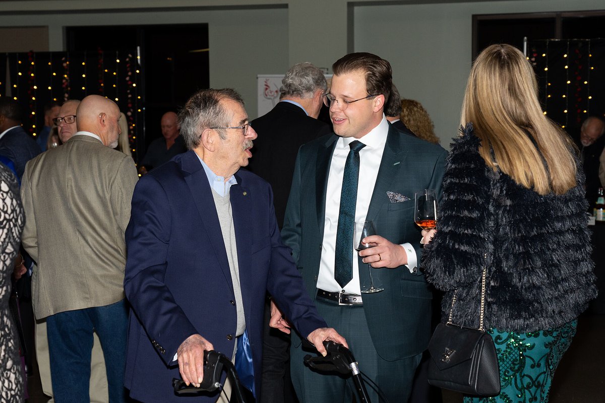 RotaryClubTN's tweet image. Get Your Tickets: Wine &amp;amp; Roses Gala! 🍷🌹

Join us March 29, 6–9 PM at TN Grasslands for an evening of elegance &amp;amp; giving back. 🎟️ Don’t wait—get your tickets today! 💙 bit.ly/3Wym3RG 

#WineAndRoses #RotaryEvent #ServiceAboveSelf #HendersonvilleRotary