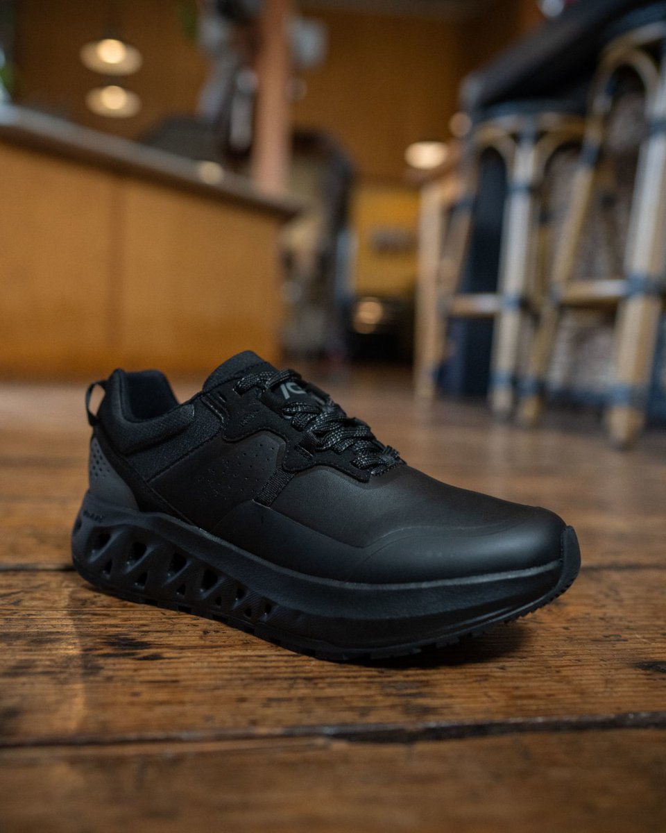 shoesforcrews's tweet image. If you're looking for a sleek new work shoe that looks as good as it feels, check out our just-dropped Springer 4SG™ work shoe. Experience the lightweight cushioning in every step. ow.ly/a5sv50V2npg

#slipresistant #shoesforcrews #comfortableworkshoe