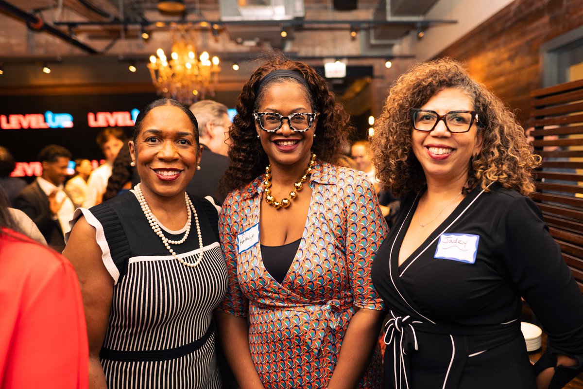 Juliana Stratton tweet media