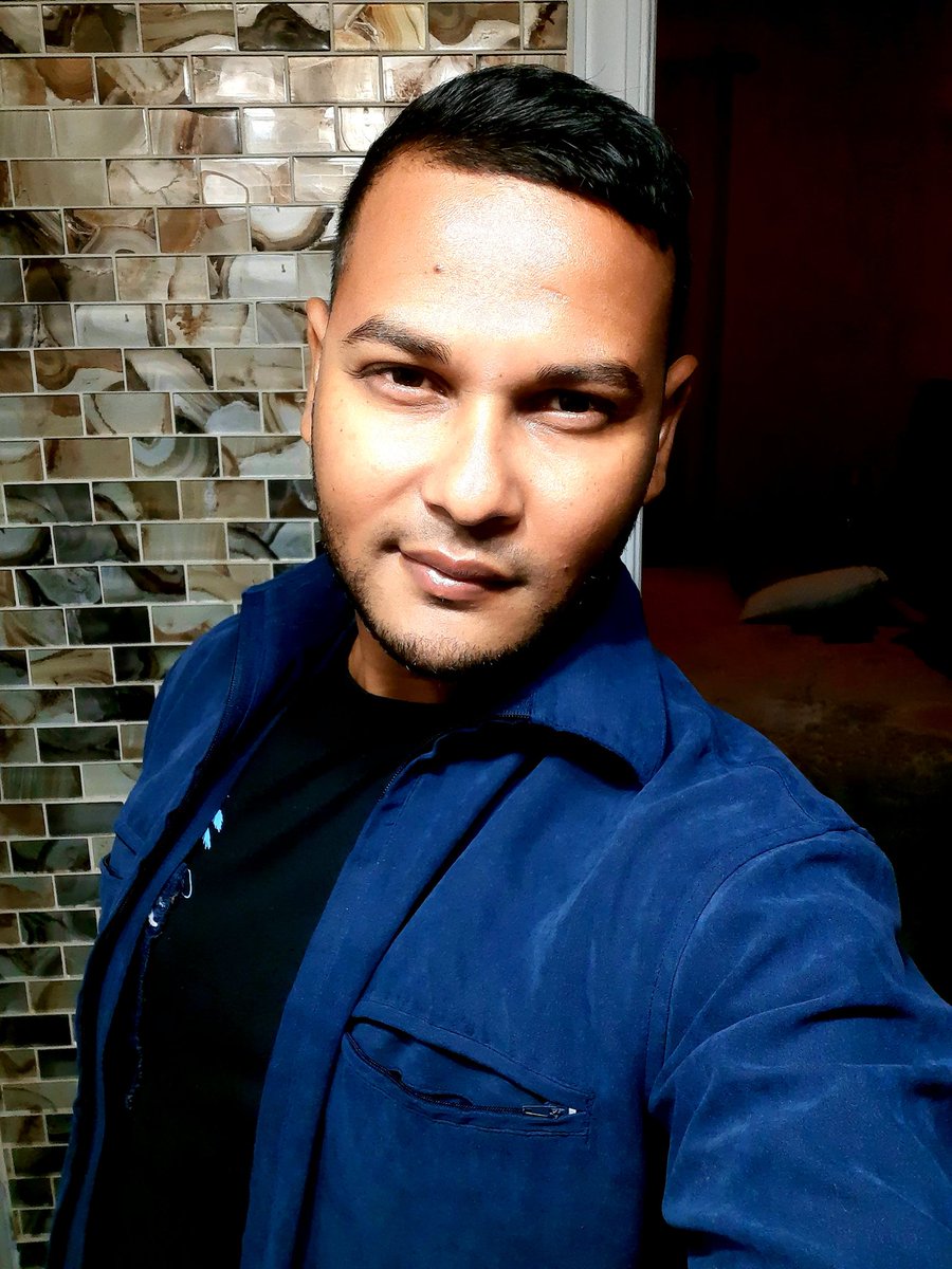 LSM_skywalker's tweet image. Happy Friday 😊