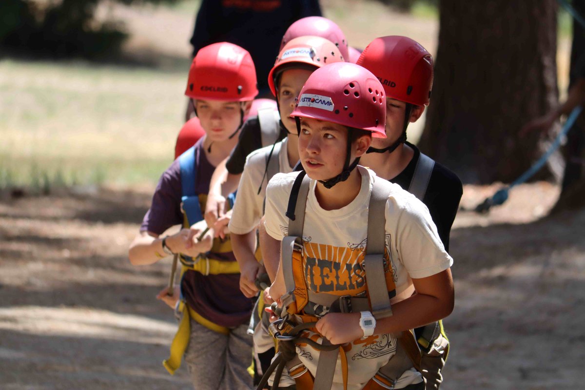 AstroCamp tweet media