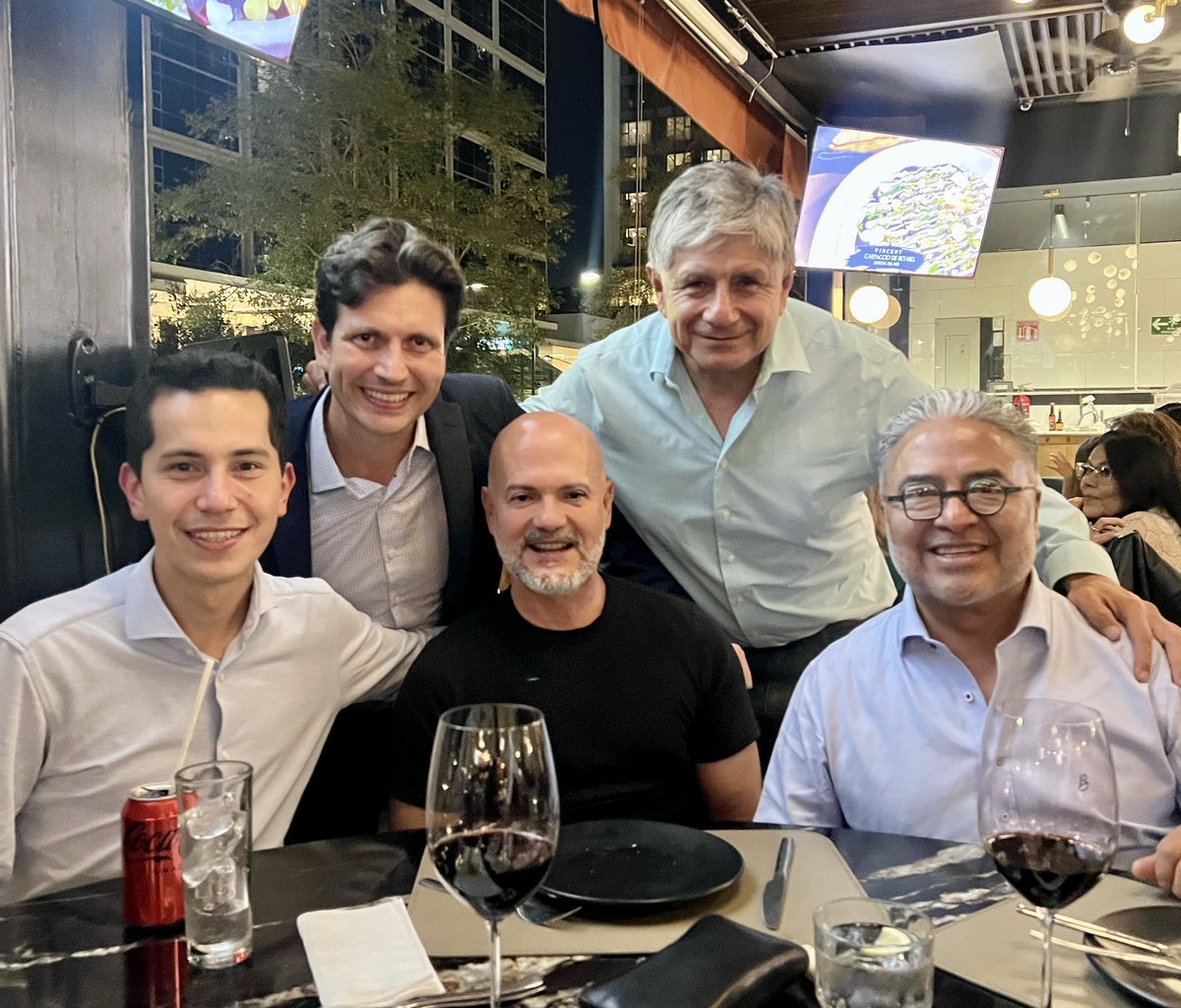 DR CARVAJAL (@romancarvajal) on Twitter photo Siempre un gusto reunirme con amigos que aman y disfrutan la #HoLEP, gracias #bequanta <a href="/quanta_system/">Quanta Surgery</a> <a href="/ThiagoHotaUro/">Thiago Hota</a> <a href="/Moser_DanielC/">Daniel Moser 🇧🇷🇮🇹</a> <a href="/JDPE2025/">David Pichardo</a>
<a href="/smumexico/">SMU México</a> Siempre un gusto reunirme con amigos que aman y disfrutan la #HoLEP, gracias #bequanta <a href="/quanta_system/">Quanta Surgery</a> <a href="/ThiagoHotaUro/">Thiago Hota</a> <a href="/Moser_DanielC/">Daniel Moser 🇧🇷🇮🇹</a> <a href="/JDPE2025/">David Pichardo</a>
<a href="/smumexico/">SMU México</a>
