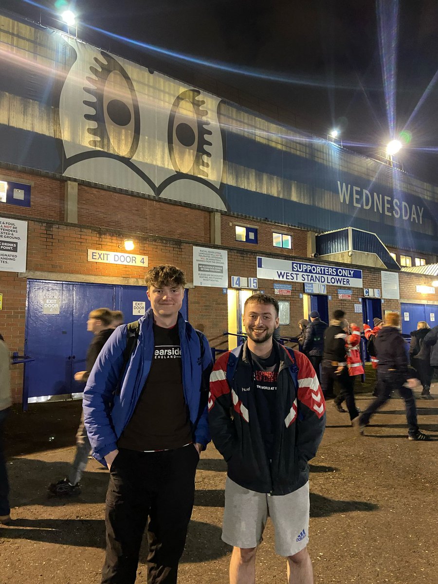 𝗧𝗵𝗲𝗿𝗲'𝘀 𝘁𝗵𝗲 𝗹𝗮𝗱𝘀! 🔴⚪

Challenge Completed ✅

🔗 bit.ly/AJ_FOL_DON