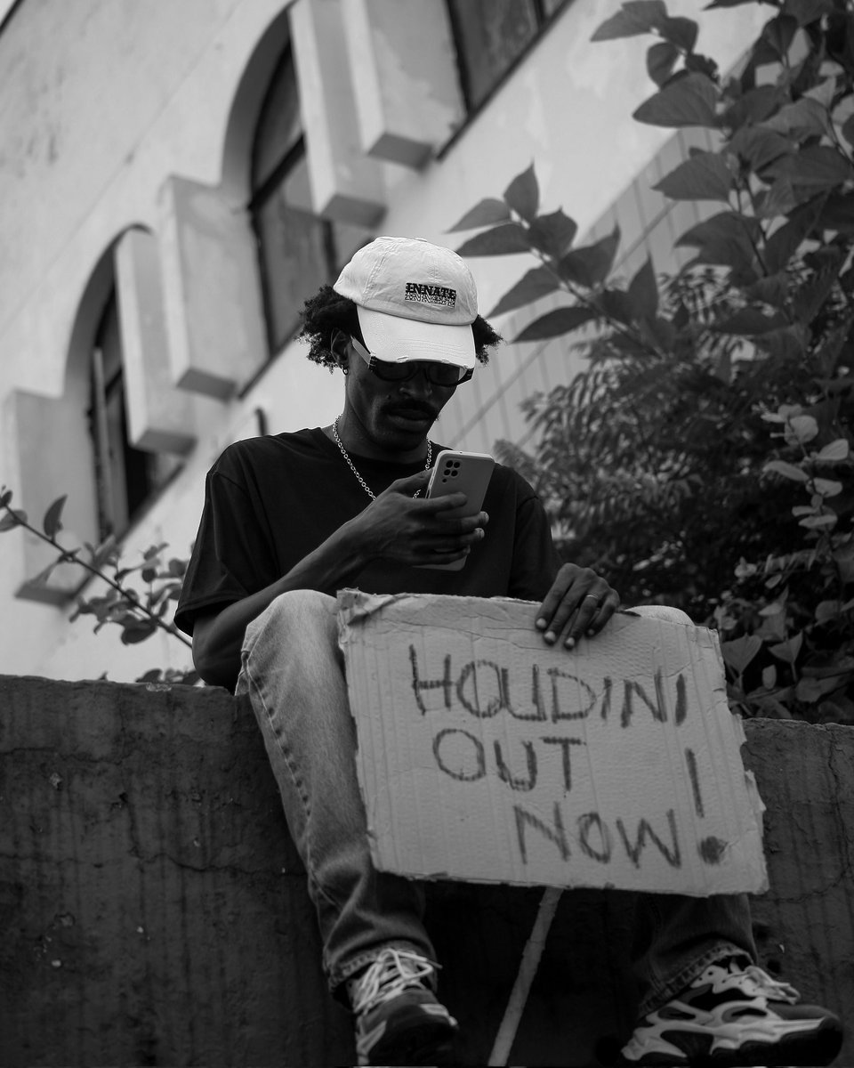 OUT NOW LINK IN BIO 
"HOPE YOU ENJOY" 
A BIG THANK YOU FOR GIVING A SPIN I APPRECIATE THE NUMBERS

songwhip.com/golden-oldieHO…