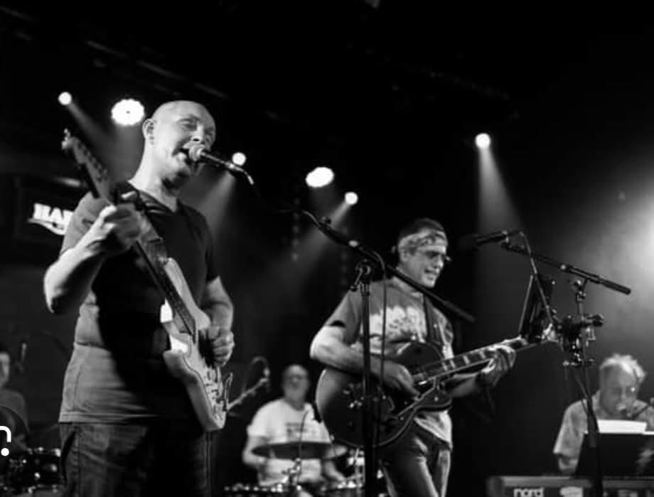 Friday 21st March - The Grateful Dudes  will be in our back room! 

DOORS 7pm, STAGE 7.30pm

Get your tickets:
tickettailor.com/checkout/view-…