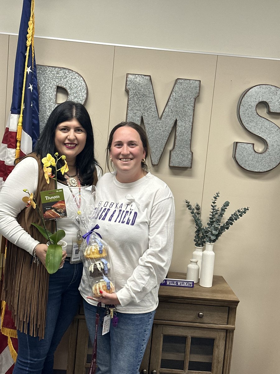 Let’s give a big round of applause to our incredible Teacher of the Month, Coach Norvell, and our Paraprofessional of the Month, Mrs. Padilla! 🎉👏 These two ladies go above and beyond every day for our students and our school. Their hard work and dedication do not go unnoticed❤️