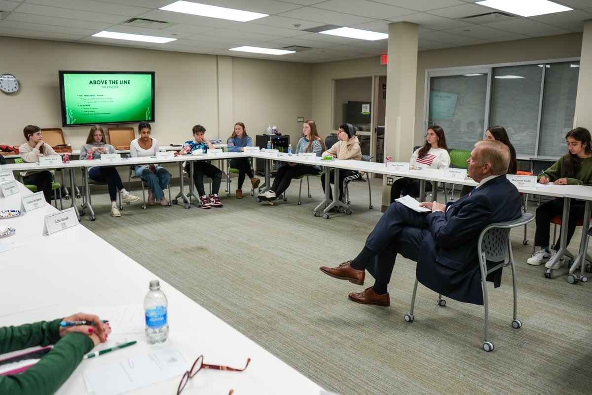 Larry Hook tweet media