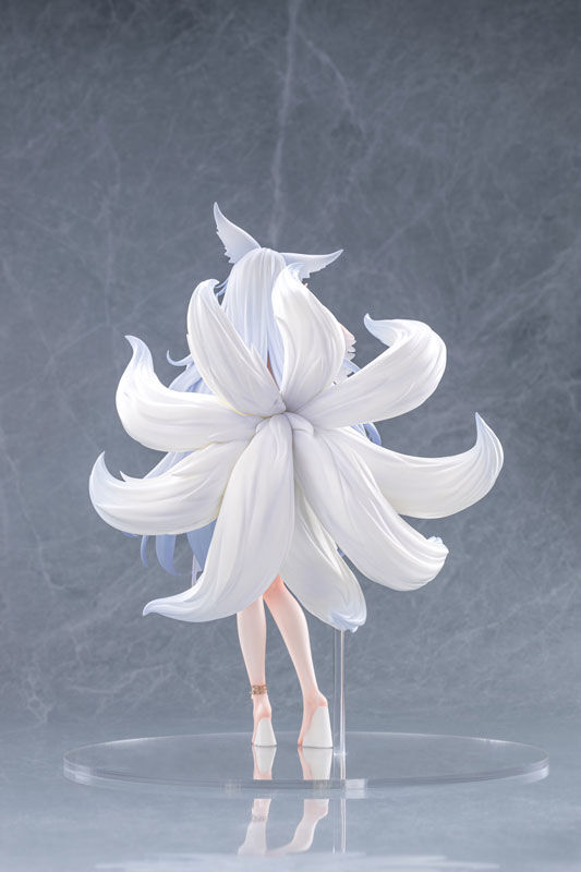 FigureResource's tweet photo. Shinano : Dreamy White Sands ver [Azur Lane] 1/6 scale from AniGame coming January 2026. https://t.co/gq72o4z89z