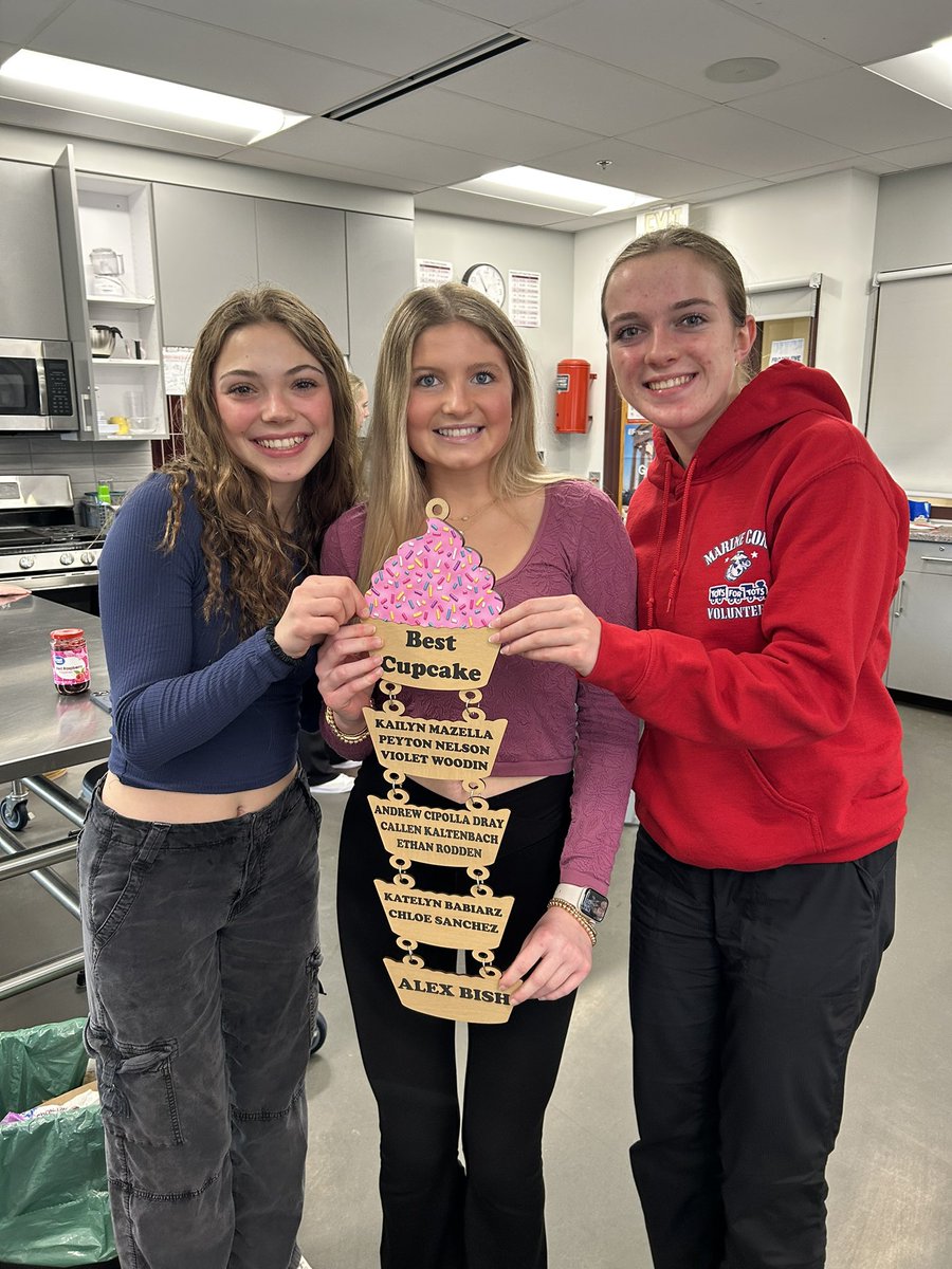 Erika Jones tweet media