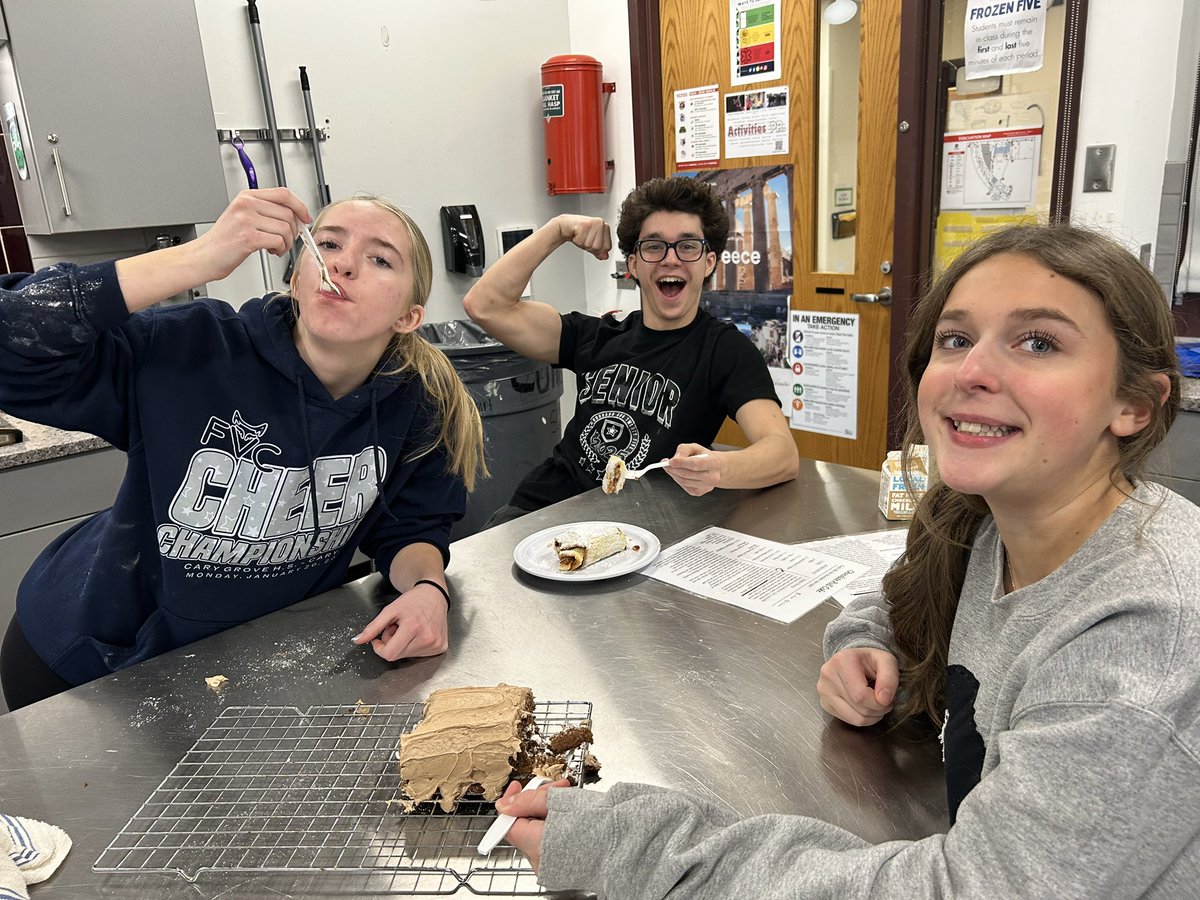 Erika Jones tweet media